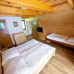 Pod Kamennym Morom - Skalka Lodge Vyhne