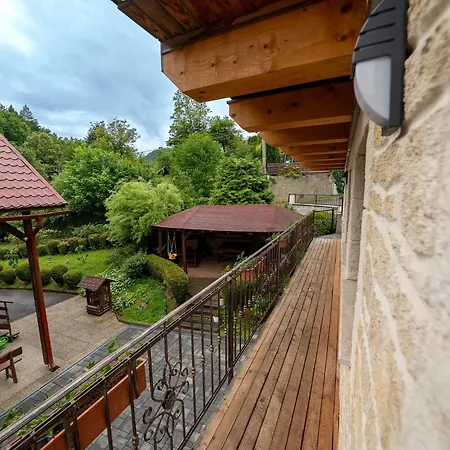 Pod Kamennym Morom - Skalka