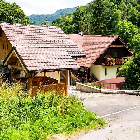 Pod Kamennym Morom - Skalka Jaktstuga *